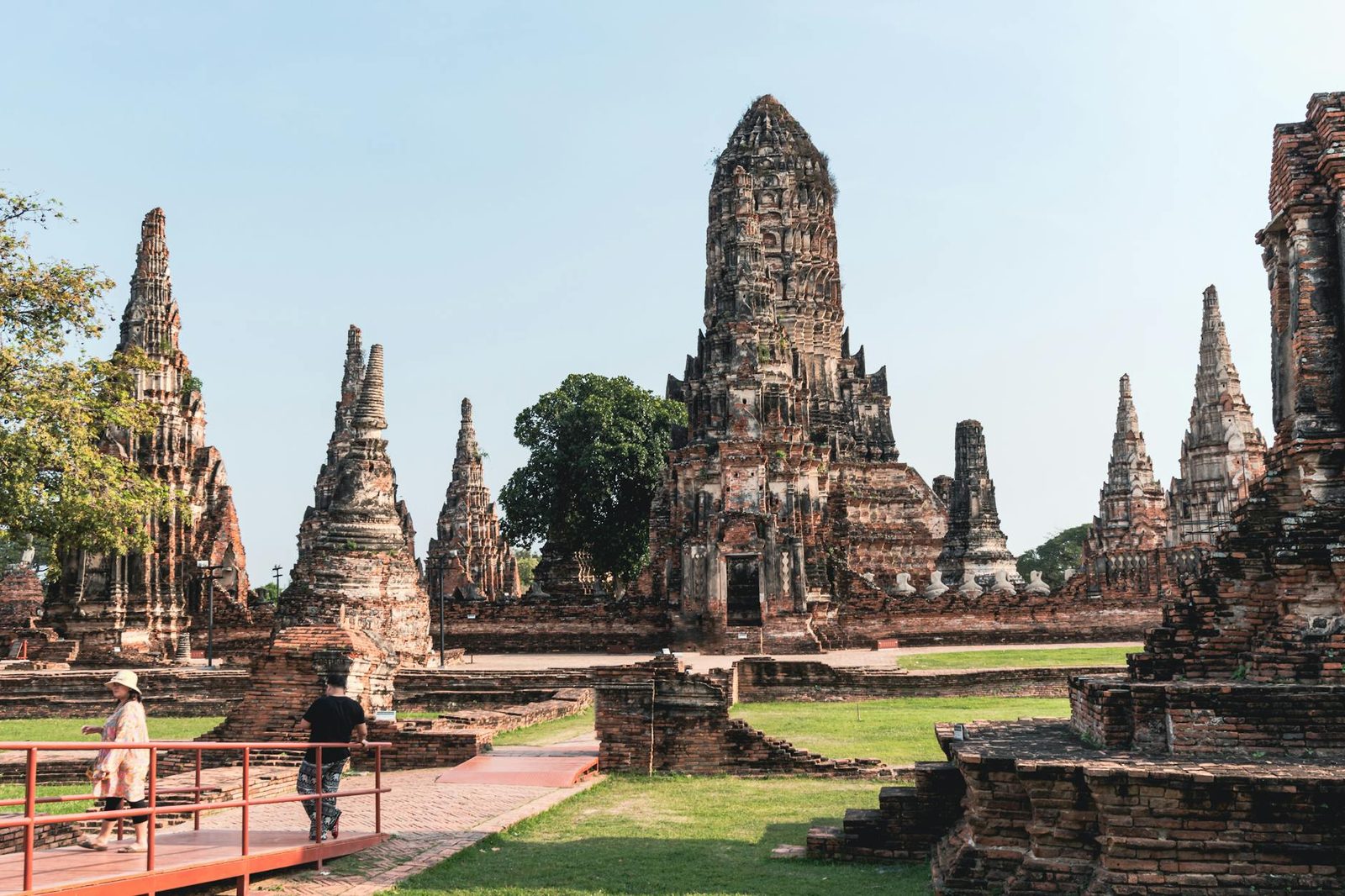 Ayutthaya Historical Park Day Tour Bang Pa In Summer Palace Ayutthaya Temples Night Market